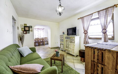 Marijana: Room, Furniture, Property, Green, Interior Design, Building, Real Estate, House, Yellow, Ceiling