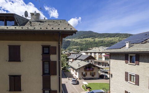 San Anton: Grass, Grassland, Landscape, Ecoregion, Plain, Plant Community, Land Lot, Outdoor Furniture, Prairie, Shrubland
