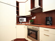Accommodation:&nbsp;Theatre 73.1