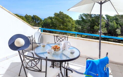 Residencial Magda Park: Property, Furniture, Table, Room, House, Shade, Real Estate, Chair, Folding Chair, Leisure