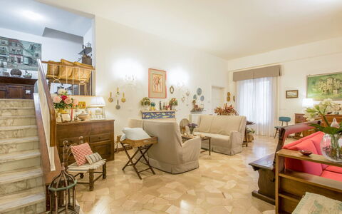 Madda: Property, Room, Living Room, Interior Design, Building, Furniture, Real Estate, House, Home, Floor