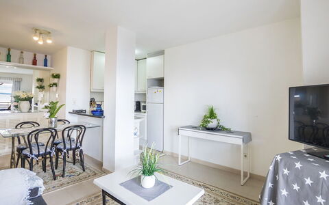 Vista al Mar: Room, Furniture, Property, White, Interior Design, Living Room, Building, Table, House, Floor