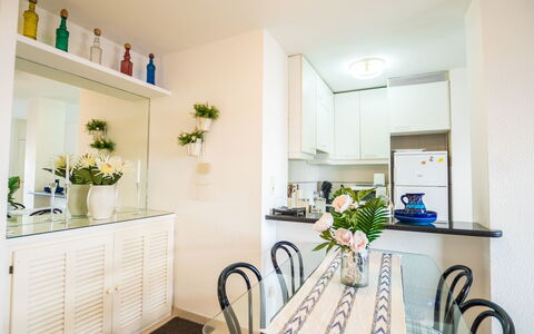 Vista al Mar: Room, Property, Furniture, Interior Design, Building, Yellow, Home, House, Real Estate, Kitchen