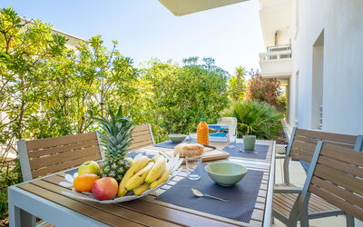Accommodation:&nbsp;Royal Rivage 101.3