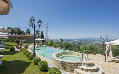 Giglio: Property, Swimming Pool, Real Estate, Building, Resort, House, Estate, Vacation, Home, Leisure