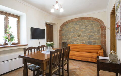 Giglio: Room, Property, Furniture, Interior Design, Building, Floor, Ceiling, Dining Room, Table, Wall