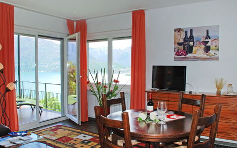 San Nazzaro 25: Room, Furniture, Property, Interior Design, Building, Living Room, Dining Room, Table, House, Real Estate
