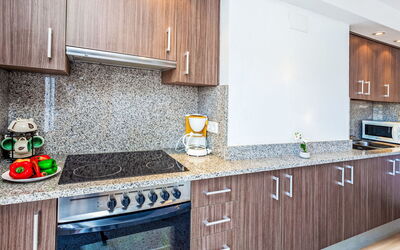 Accommodation:&nbsp;Blue Ocean 270.3