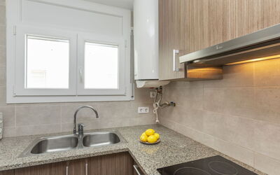 Accommodation:&nbsp;Blue Ocean 270.2