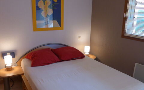 Le Barcarès 545: Furniture, Property, Comfort, Window, Azure, Wood, Textile, Lighting, Shade, Interior Design