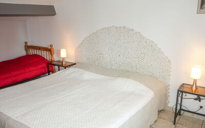 Accommodation:&nbsp;Le Mas Vert 102.1