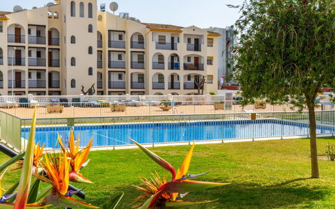 Imperial Puerto: Property, Resort, Building, Town, Tree, Apartment, Real Estate, Architecture, Neighbourhood, Vacation