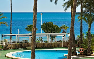 Calpe Calp 960: Water, Plant, Property, Sky, Swimming Pool, Azure, Green, Blue, Tree, Outdoor Furniture