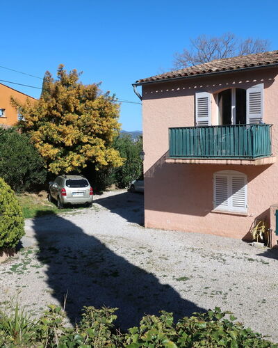Bella Vista: Property, House, Building, Real Estate, Architecture, Residential Area, Town, Sky, Tree, Home