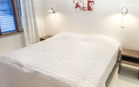 Tahko Spa Suites Orange a 4: Wood, Cottage, Wood Stain, Hardwood, Log Cabin, Plank, Ceiling, Natural Material, Lumber, Garden Buildings