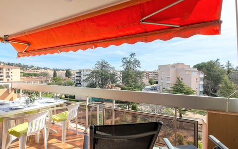 Sainte Maxime 455: Sky, Property, Furniture, Table, Building, Chair, Shade, Plant, Outdoor Furniture, Tree