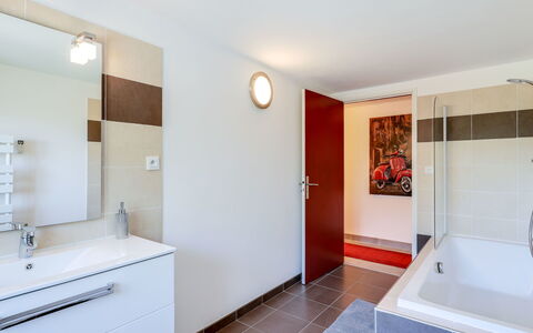 Les Toscanes: Mirror, Property, Bathroom Cabinet, Cabinetry, Plumbing Fixture, Tap, Sink, Building, Bathroom, Door