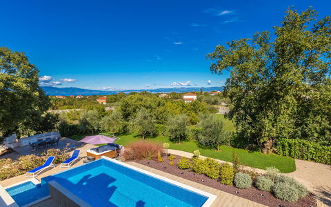 Roko: Water, Plant, Sky, Property, Blue, Building, Tree, Azure, Swimming Pool, Natural Landscape