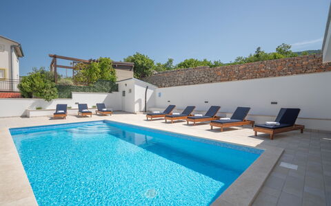 Novi Vinodolski Klenovica 102: Water, Sky, Property, Swimming Pool, Blue, Building, Plant, Azure, Shade, Outdoor Furniture