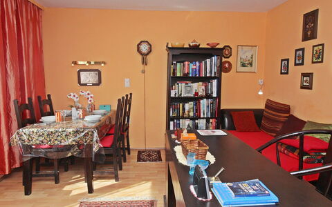 Vienna Waits for You: Room, Furniture, Property, Living Room, Interior Design, Dining Room, Wall, Table, Building, House