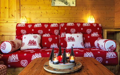 Accommodation:&nbsp;Mirabeau 8 706.1