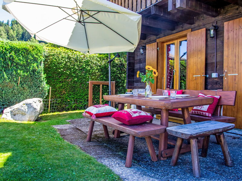 Accommodation:&nbsp;Mirabeau 6 706.2