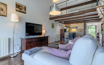 Accommodation:&nbsp;Olivo 112.1