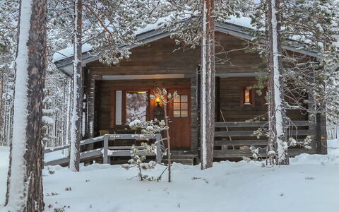 Lemmenliekki 2: Wood, Snow, Winter, Cottage, Home, Freezing, Log Cabin, Hardwood, Siding