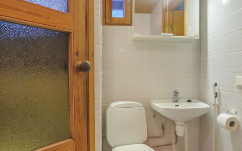 Lemmenliekki 2: Bathroom Sink, Bathroom, Wall, Plumbing Fixture, Flooring, Wood, Floor, Sink, Interior Design, Tap