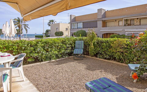 Golf Sant Jordi: Property, Real Estate, Building, House, Home, Roof, Apartment, Room, Backyard, Patio