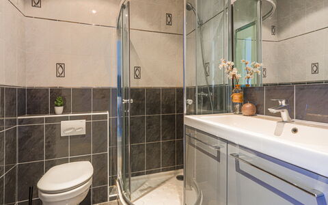 La Joconde: Plumbing Fixture, Property, Cabinetry, Tap, Purple, Shower Head, Bathroom, Sink, Building, Toilet