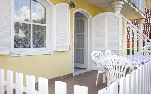 Welle: Building, Window, Property, Porch, Wood, House, Door, Interior Design, Fence, Architecture