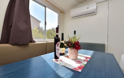 Novigrad (Zadar) 136: Property, Room, Interior Design, Floor, Real Estate, House, Building, Table, Furniture, Architecture