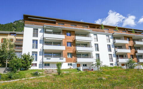 Chesa sur Puoz 7: Property, Residential Area, Building, Apartment, Real Estate, Architecture, House, Mixed-Use, Condominium, Home