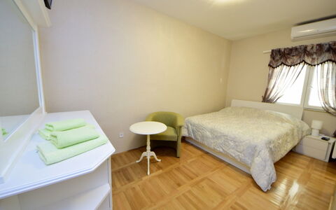 Ojdana: Furniture, Property, Comfort, Building, House, Interior Design, Wood, Lighting, Textile, Flooring
