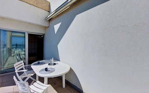 Accommodation:&nbsp;Claire 241.5