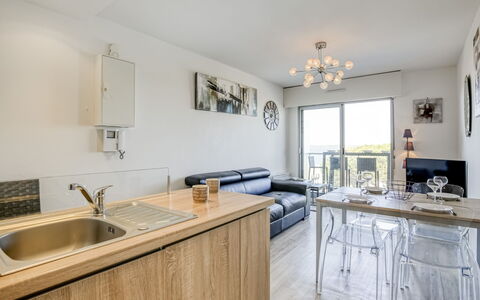 Arcachon 241: Property, Room, Bathroom, Furniture, Interior Design, Countertop, Sink, Building, Floor, House