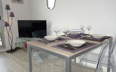 Accommodation:&nbsp;Claire 241.1