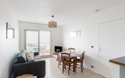 Accommodation:&nbsp;Claire 241.2