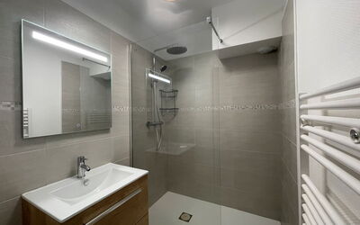 Accommodation:&nbsp;Claire 241.2