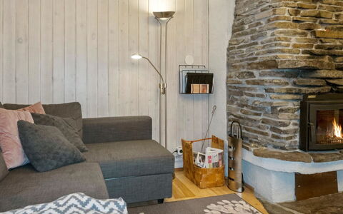Riekonraito A1: Waterway, Bank, Watercourse, Lake, Cottage, Forest, Channel, Reservoir, Log Cabin