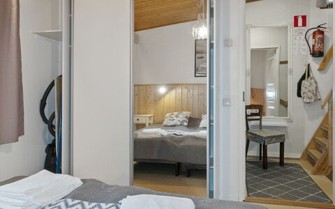 Riekonraito A1: Furniture, Interior Design, Flooring, Floor, Wall, Wood, Bed, Bedroom, Ceiling, Room