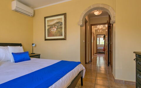 Villa Meena: Room, Bedroom, Property, Furniture, Bed, Building, Bed Sheet, Wall, Real Estate, Interior Design