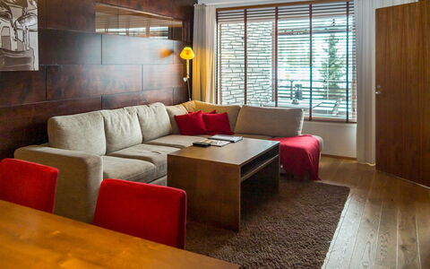 Tahko Spa Junior Suite Orange B2: Balcony, Apartment, Shade, Glass, Condominium, Handrail, Porch, Daylighting, Deck, Outdoor Furniture