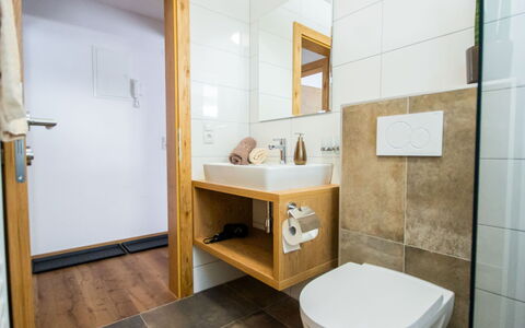Jonas: Bathroom, Property, Room, Interior Design, Tile, Floor, Plumbing Fixture, Architecture, House, Real Estate