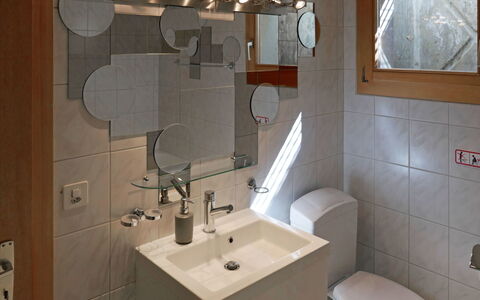 Chalet Didi: Bathroom, Property, Room, Plumbing Fixture, Bathroom Sink, Bathroom Accessory, Sink, Tile, Bathroom Cabinet, Wall