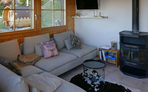 Chalet Didi: Room, Living Room, Property, Furniture, Interior Design, Building, House, Home, Floor, Table