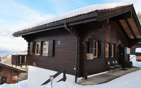 Chalet Didi: House, Property, Snow, Home, Winter, Building, Architecture, Real Estate, Roof, Material Property