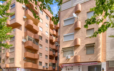 Calpe Pueblo: Building, Property, Neighbourhood, Apartment, Residential Area, Mixed-Use, Real Estate, Architecture, Condominium, Metropolitan Area