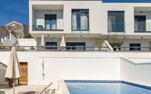 Villa Meri 2: Property, House, Building, Home, Real Estate, Architecture, Residential Area, Apartment, Swimming Pool, Estate